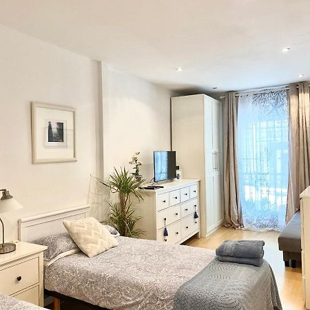 Nice Apartment Near Barcelona Center ภายนอก รูปภาพ