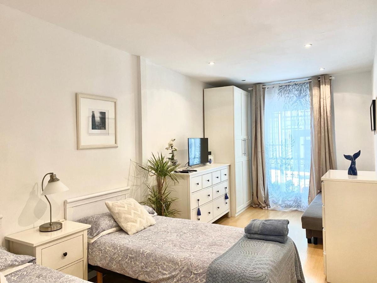 Nice Apartment Near Barcelona Center ภายนอก รูปภาพ