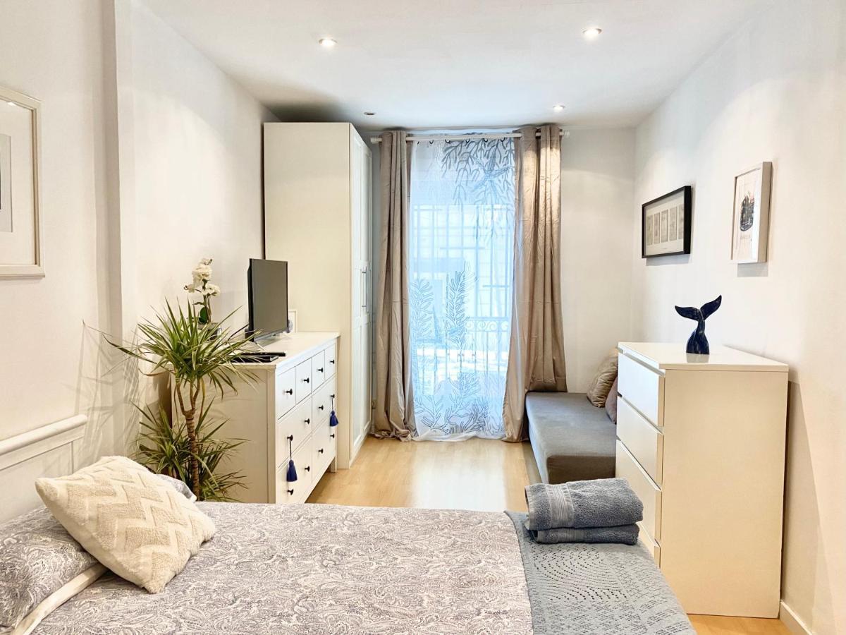 Nice Apartment Near Barcelona Center ภายนอก รูปภาพ