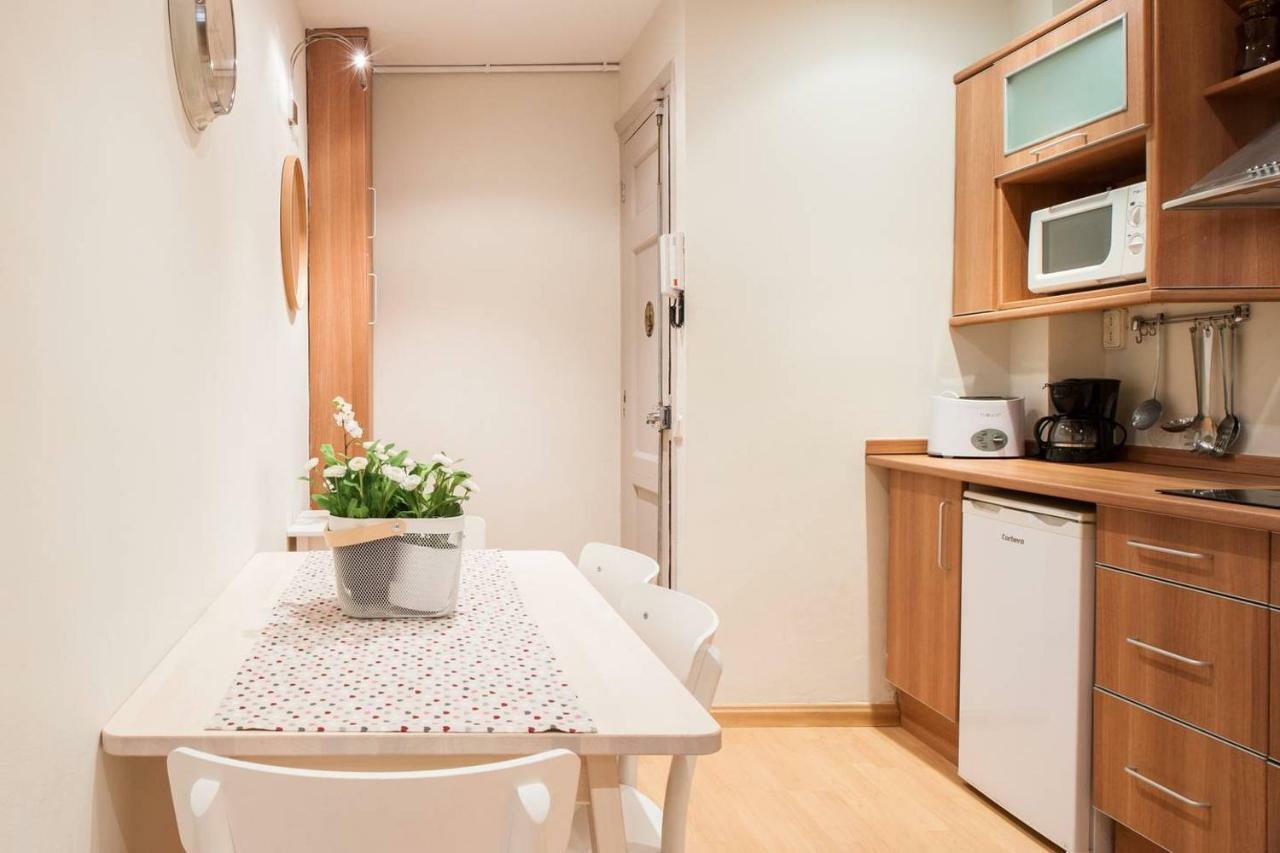 Nice Apartment Near Barcelona Center ภายนอก รูปภาพ