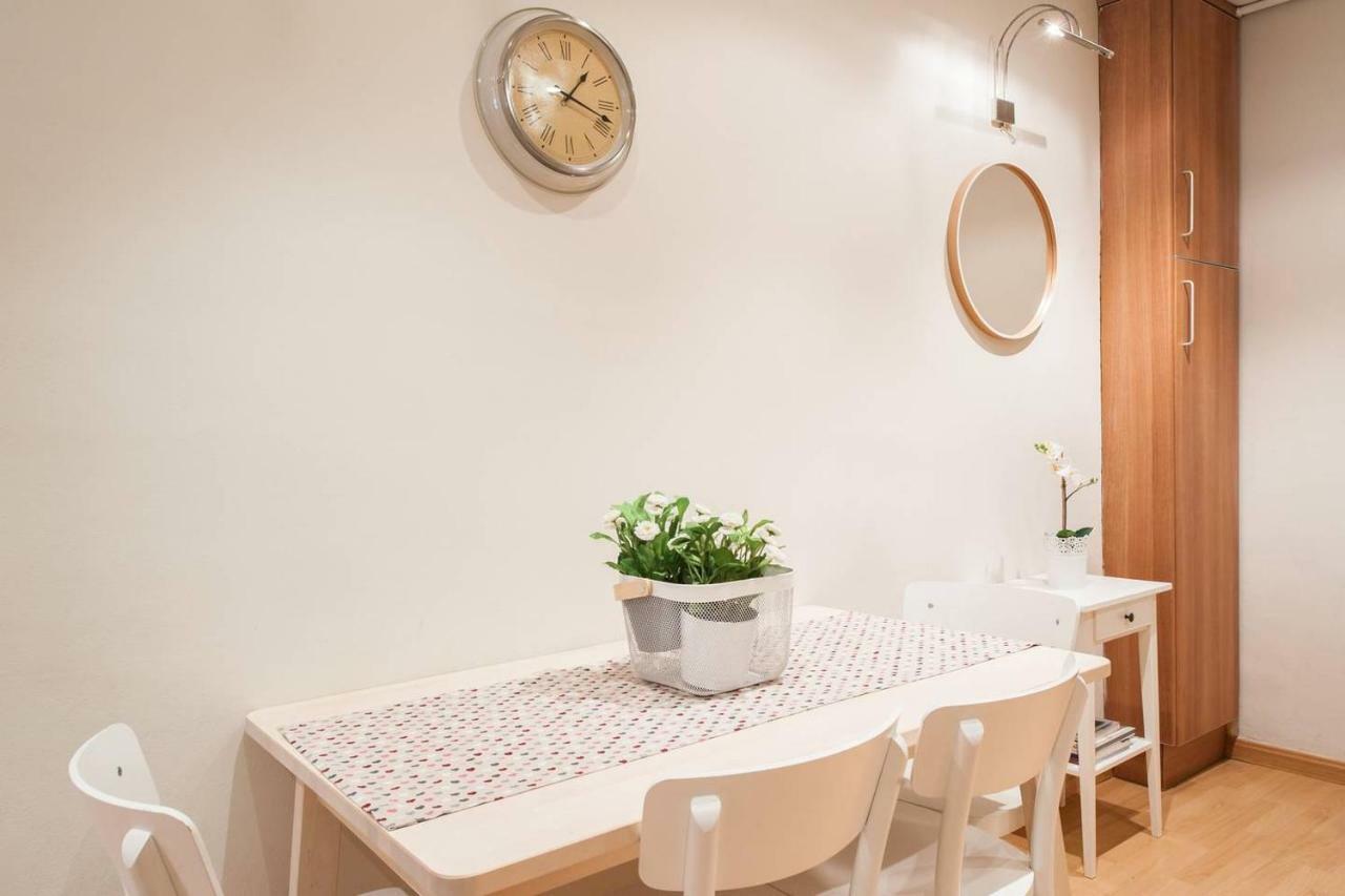 Nice Apartment Near Barcelona Center ภายนอก รูปภาพ