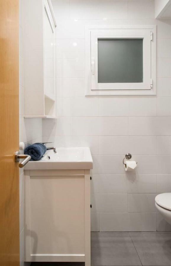 Nice Apartment Near Barcelona Center ภายนอก รูปภาพ